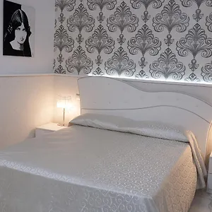 *** Bed & Breakfast La Dimora Del Marchese Italy